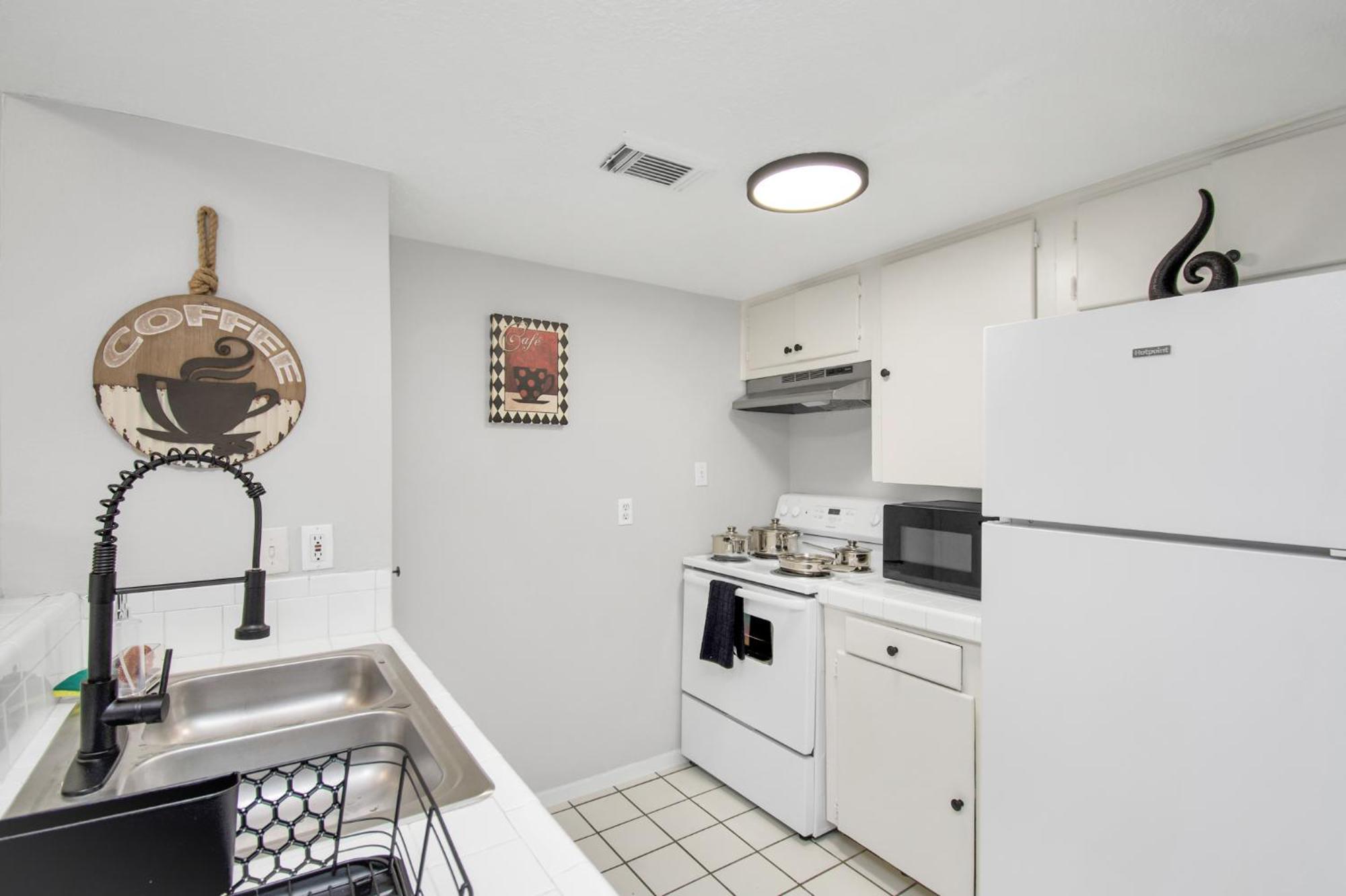 Unique Heights 1Br Apt Sleeps 4 Apartment Houston Exterior photo